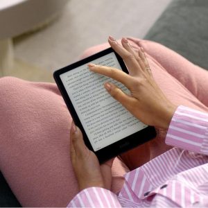 eBook четец Kindle Paperwhite Signature Edition 7",32GB, 2024, 12 генерация, IPX8, metalilic jade - Image 2