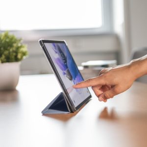 Калъф за таблет HAMA Fold Clear, За Samsung Galaxy Tab S7 FE/S7+/S8+ 12.4", Място за писaлка(S-pen), 217136 - Image 10