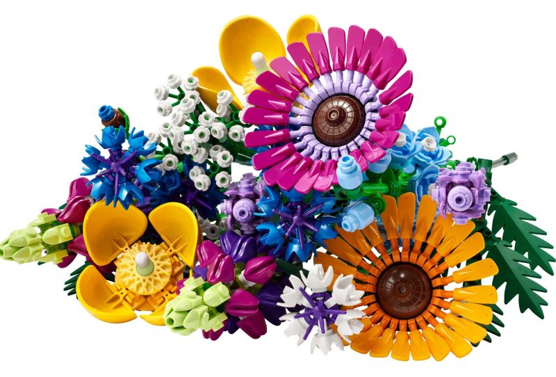 LEGO Icons - Wildflower Bouquet - 10313 - Image 2