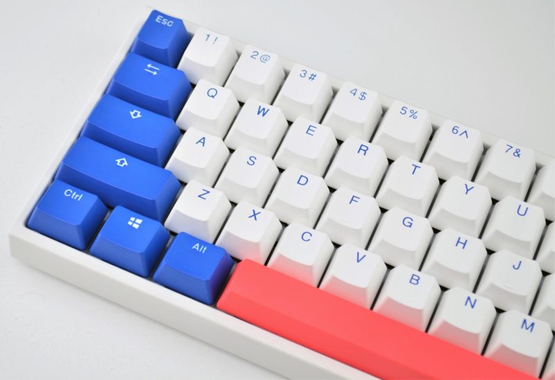 Капачки за механична клавиатура Ducky Bon Voyage 108-Keycap Set PBT Double-Shot US Layout - Image 3