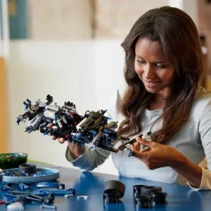 LEGO Technic - Ford GT 2022, 42154 - Image 6