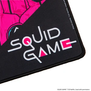 Пад за мишка Netflix Squid Game - Front Man And Guards Desk Mat - Image 4