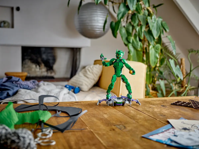 LEGO Marvel - Green Goblin Construction Figure - 76284 - Image 4