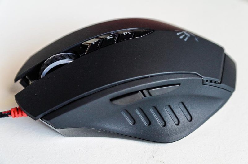 Геймърска мишка Bloody V8M, Оптична, Жична, USB - Image 3