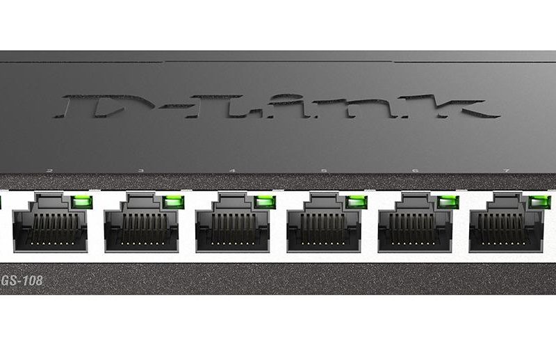 Суич D-Link DGS-108/E, 8 портов, 10/100/1000, Gigabit, метален корпус