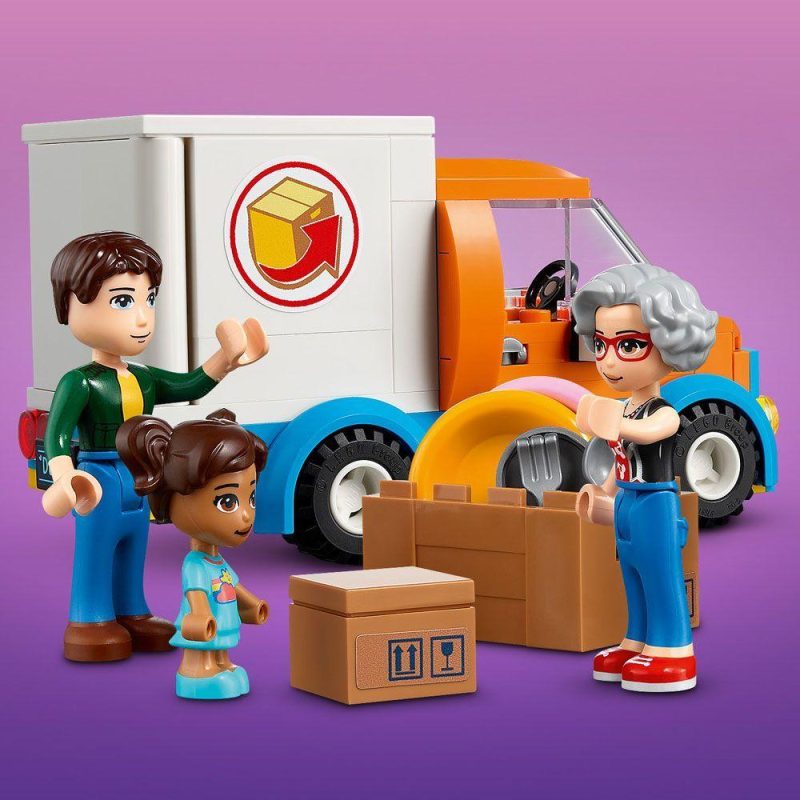 LEGO Friends - Main Street Building - 41704 - Image 4