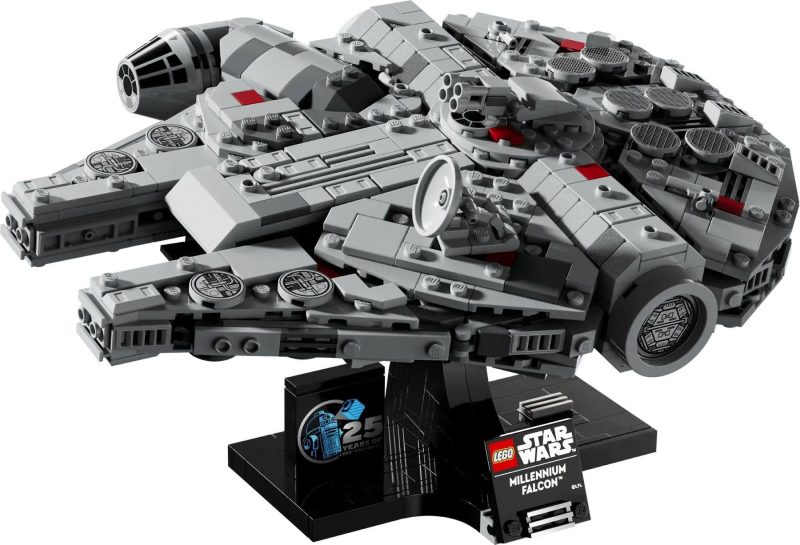 LEGO Star Wars - Millennium Falcon - 75375 - Image 2