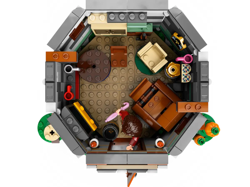 LEGO Harry Potter - Hagrid Hut: An Unexpected Visit - 76428 - Image 3