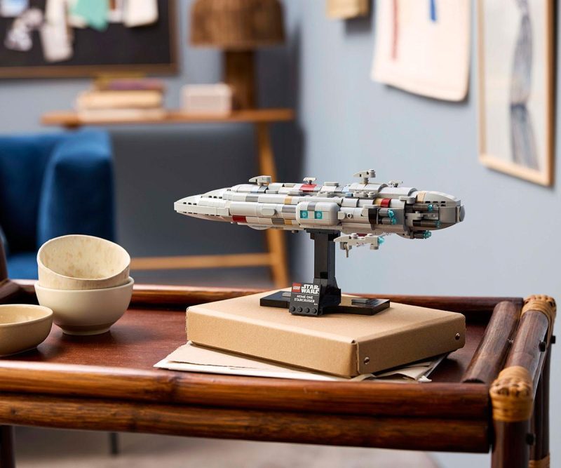 LEGO  Star Wars - Home One Starcruiser, 75405 - Image 6