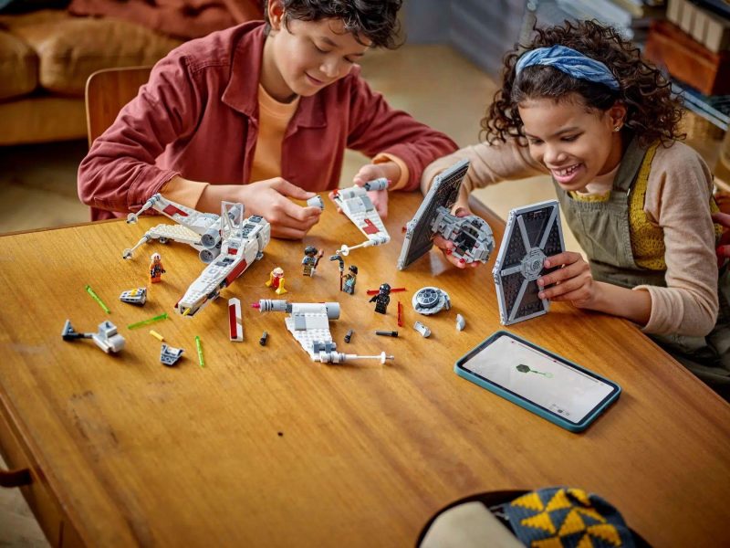 LEGO Star Wars - Mash Up TIE Fighter X-Wing, 75393 - Image 7