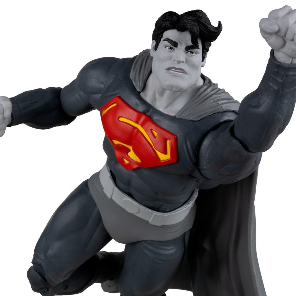 Фигурка DC Multiverse Superman (The Dark Knight Returns) Black & White Accent Edition Gold Label 7in - Image 2